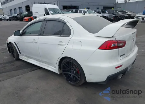 2014 Mitsubishi Lancer Evolution Gsr z USA, uszkodzony, nr VIN JA32W8FV4EU016287